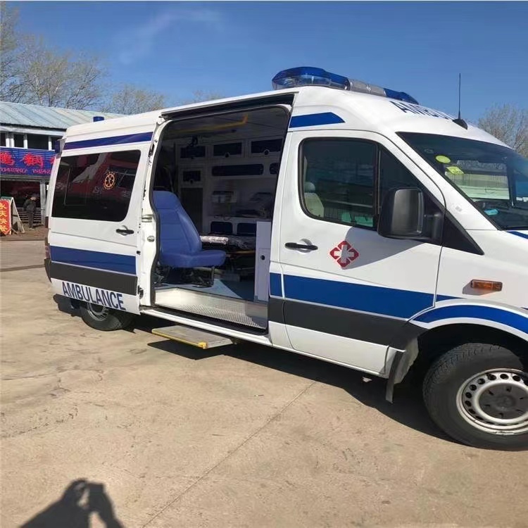 宣威私人长途救护车出租转院回家